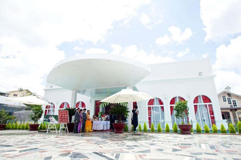 Thiết bị inox công nghiệp nhà hàng thung lũng cá